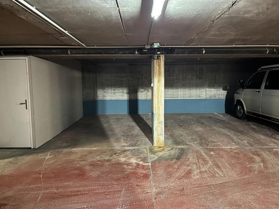 Spacious 3-Bed In The Heart Of شامونكس المظهر الخارجي الصورة